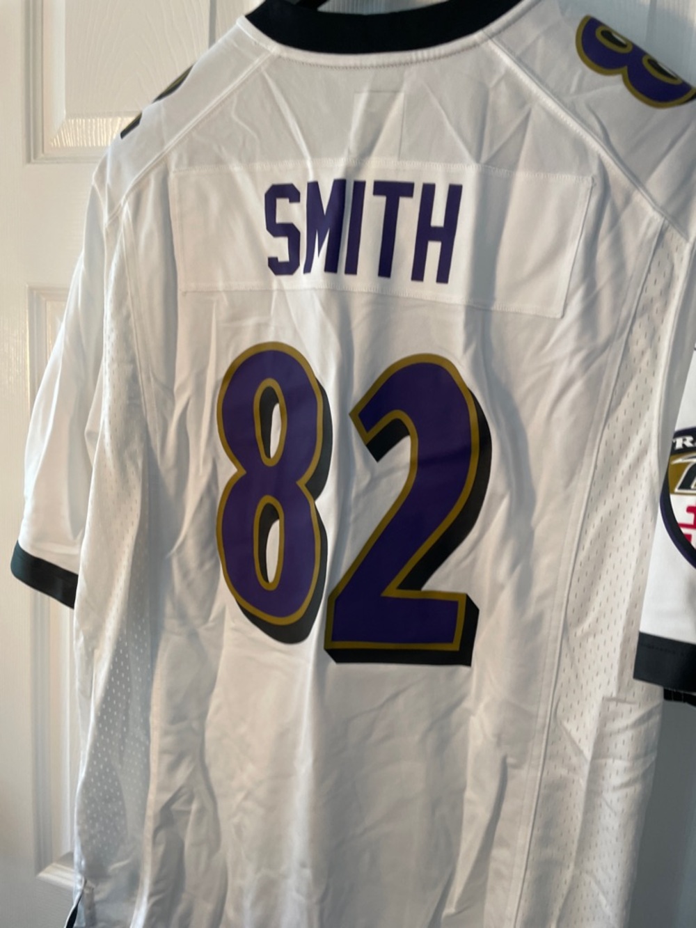 NFL White Jersey with Black and Red NFL/Nike Patches - Picture 4 of 5